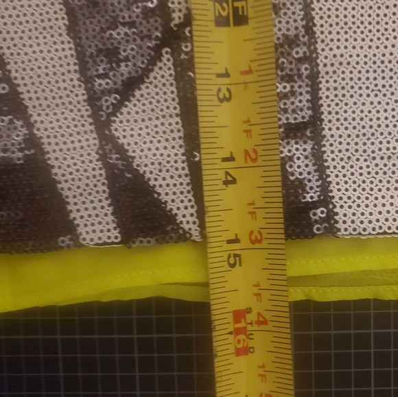 Rampage Sz L BNWT Sequin Skirt - Picture 13 of 13